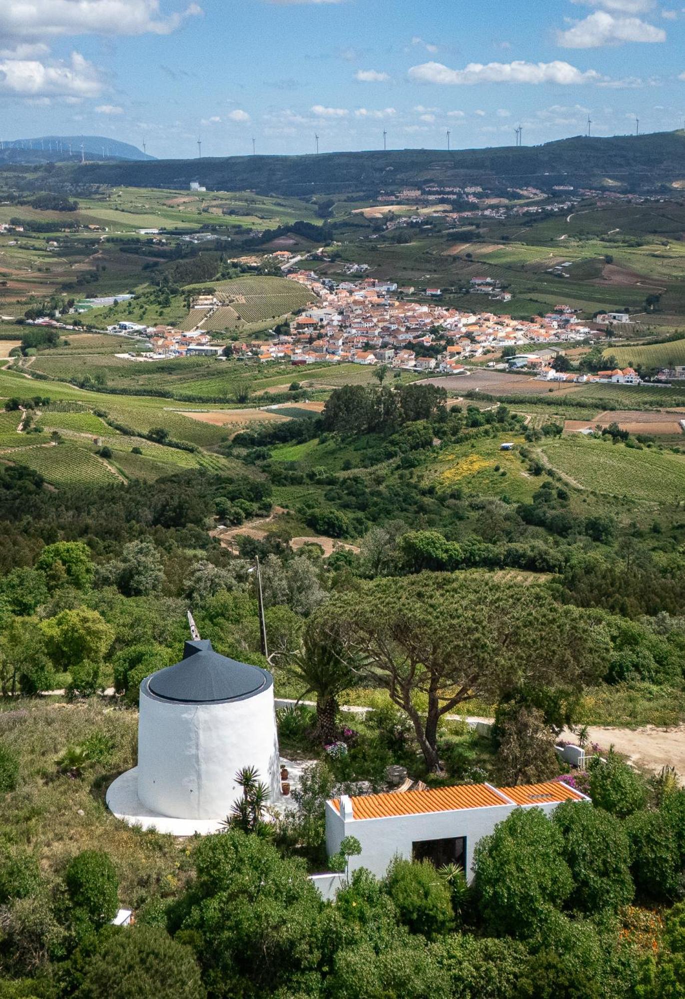 Villa New! Windmill In The Midst Of Nature Mafra Exterior foto